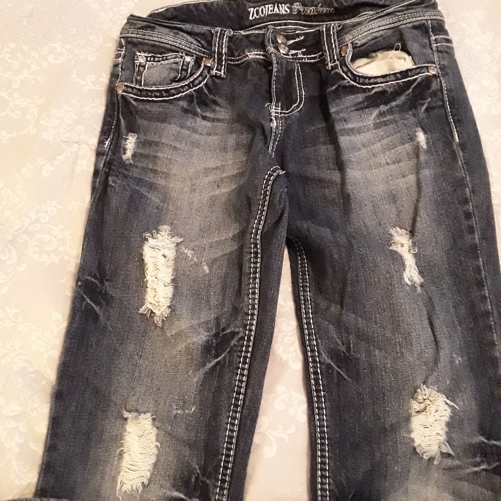 Zco Jeans. Size 7-31" inseam